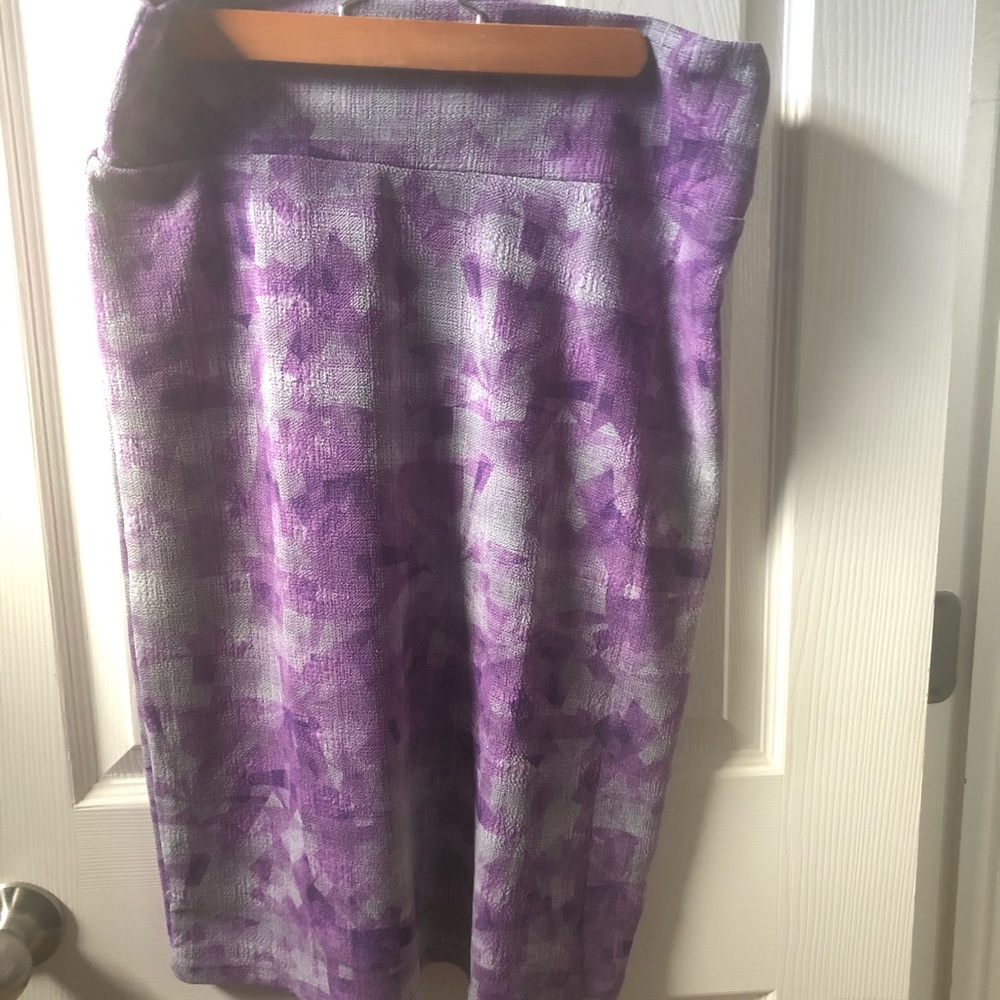 Lularoe pencil Cassie skirt L purple
